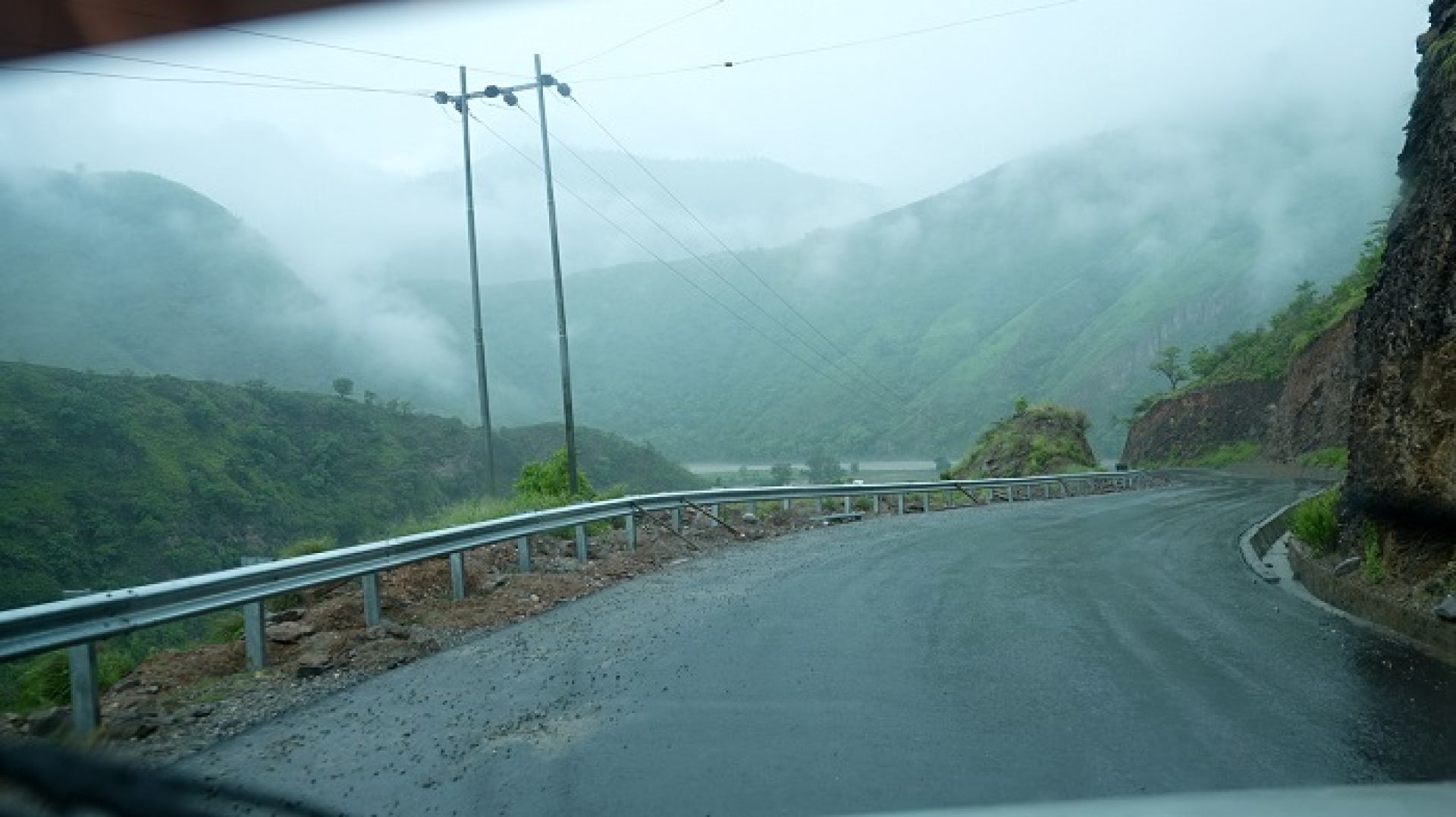 तमोर करिडोरमा बढ्यो चहलपहल, यातायात र व्यवसायमा सहजता
